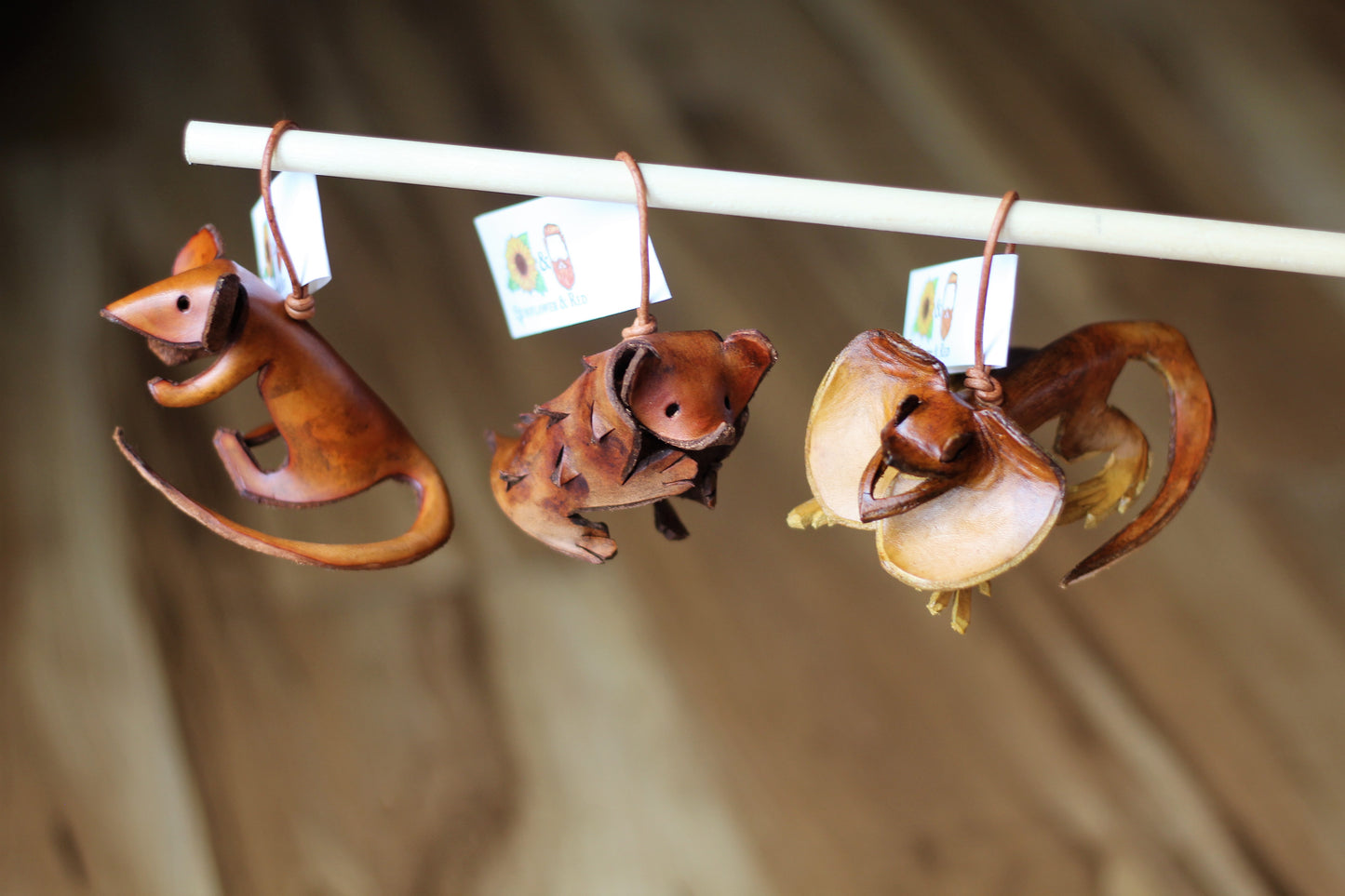 Frilly Lizard Leather Ornament